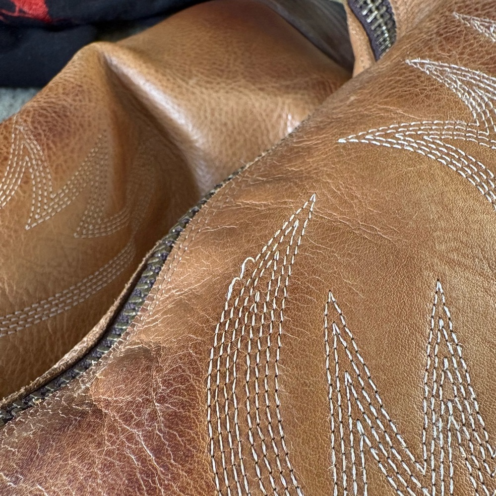Tall Lace-Up Women's Leather Boots in Brown - Picture 3 of 11